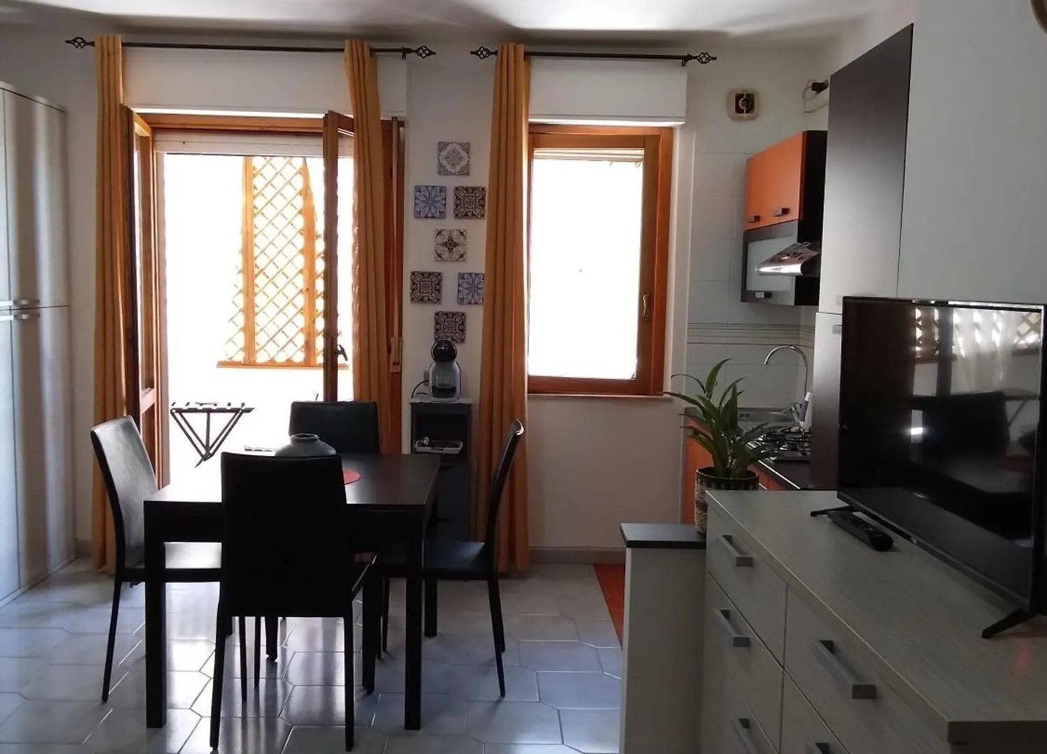 La Casa Di Laura Apartment Quartu Sant'Elena 0*,
